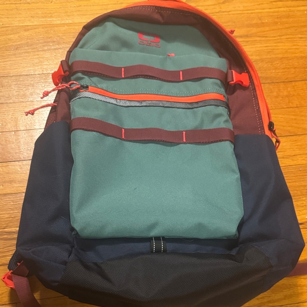 OGIO Alpha Convoy 20 Backpack